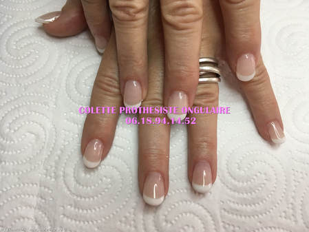 Photo pose faux ongles et french. Colette prothésiste ongulaire Nice